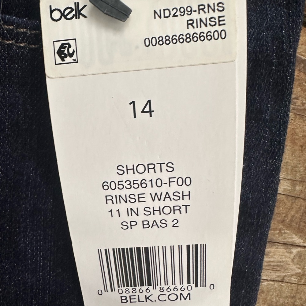 New Directions Burmuda Blue Jean Shorts - Picture 9 of 11